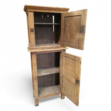 Schrank, REN, gesandelt, schmal, 2-teilig, Füllungen gekehlt, je 1 Tür, 69x33x173 cm