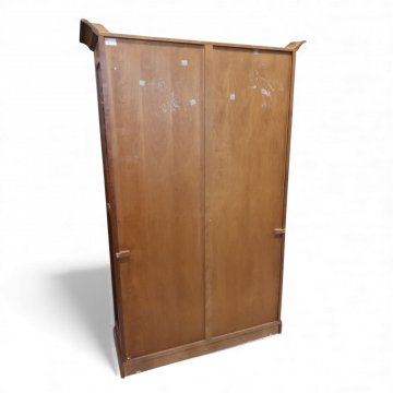 Vitrine GRANGE, Wildkirsche, 2-türig, 3 Einlegeböden, Sims, B112xH175