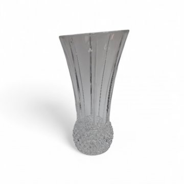 Vase TABLE, Fuß bauchig gezackt, Glas geschliffen, schräger Hals, H=13,5cm