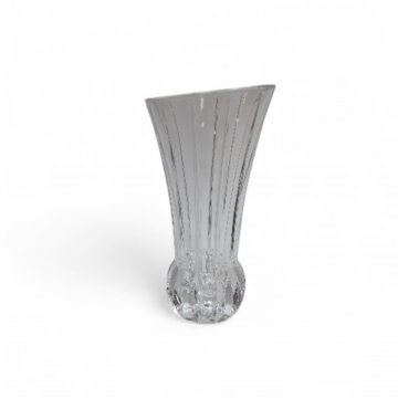 Vase TABLE 3, Fuß bauchig mit Kerben, Glas geschliffen, schräger Hals, H=13,5cm