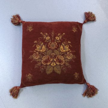 Kissen 45x45 Velour weinrot, Blumenbouquet goldbraun (Laura Ashley)