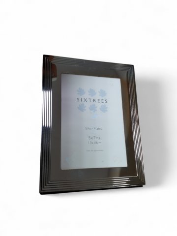 Standbilderrahmen SIXTEES, rechteckig, Bildmaße innen: 16,5 x11,5 cm, Bilderrahmen,silber, Metall
