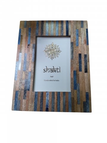 Standbilderrahmen SHAKTI,mit blauen Streifen,rechteckig, Bildmaße innen: 14 x9 cm, Bilderrahmen, helles Holz