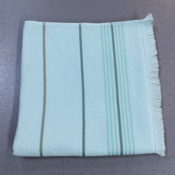 Saunahandtuch 140x70 JUA mint, versch.grüne horizontale Streifen, Fransen 