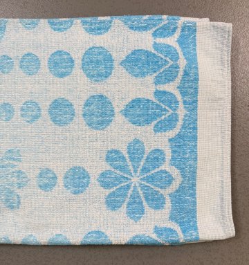 Handtuch 140x110 blau, weiß, große blaue Blumen, Kreise
