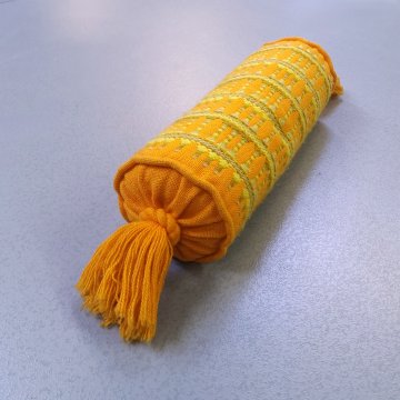 Kissenrolle 15x55 Dralon, Blockstreifen in orange, gelb, hellolive, Fransen, Sofarolle, Bettrolle, Nackenrolle