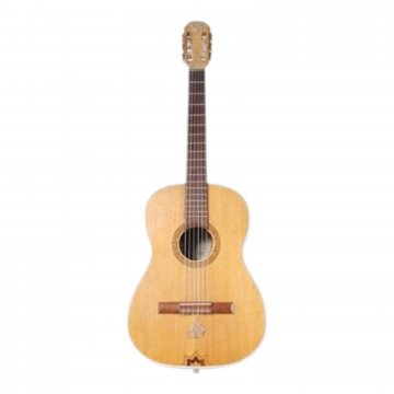 Konzertgitarre  mit 2 Holzrosetten 6 Saiten GITARRENHOPF; 1xKirschholz, 1xAhorn/Nußbaum