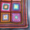 Decke 220x150 Wolle, gehäkelt, Patchwork, ca. 10 cm große bunte Quadrate, bunt gestreifter Rand