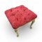 Hocker, gold, Beine geschwungen, Sitz Pannesamt rot kapituniert, quadr.