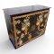 Kommode, FB, schwarz lackiert, Front mit Chinoiserien bunt, Messingbeschläge, 2-türig, B124xT52xH98