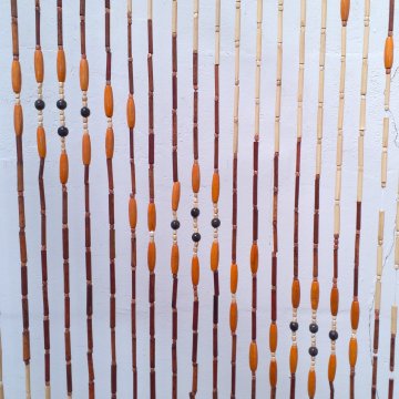 Türvorhang 90x200 braun + beige Bambusröhrchen, orangene Perlen Holz im diagonalem Muster, 31 Schnüre