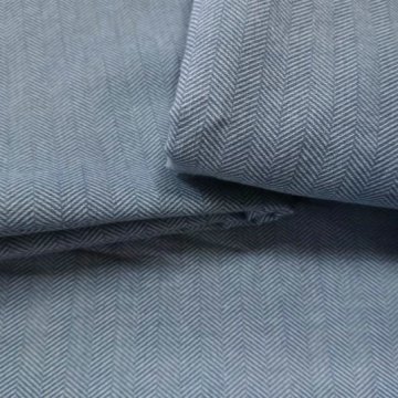 Garnitur 200x200 blaugrau, feines Fischgrätmuster + 2 Kissen 80x80 + 2 Kissen 40x80 