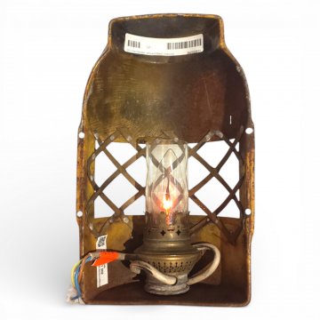 Wandlampe Petrostil elektrifiziert, schwarz Blech, halbrund, Gitter, Glaszylinder, 1-flg. E14, H24