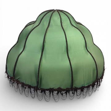 Lampenschirm / Kuppelschirm groß grüne Seide, schwarz abgesetzt, Borte unten, ø60cm, h 35cm