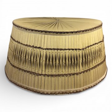 Lampenschirm Seidenfalte m. 4fach Goldborte, mittig gerafft, ø51, h 24cm