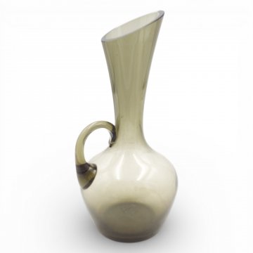 Vase, Rauchglas, bauchig, langgezogener trichterförmiger Ausguss, 1Henkel, Rand leicht beschädigt Höhe 25cm
