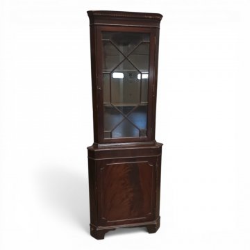 Eckschrank Mahag., EKL, Oberteil verglast m. Gittern, 66x44cm, h 182cm