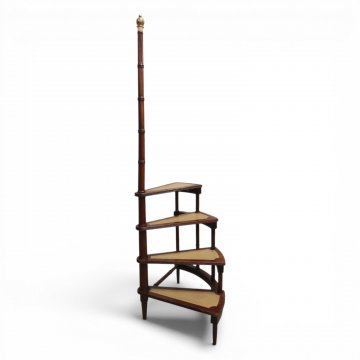 Buchtreppe engl. Mahag., Stufen m. hellem Leder