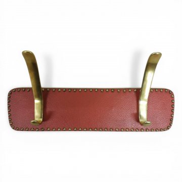 Garderobenleiste, Kunstleder rot, 2 Messinghaken, Nagelkante, Borte beige, B39
