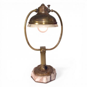 Tischlampe Messing, Marmorfuß 12-eckig, kannelierte Säule u. Bogen, Reflektor Marmor Ø13, 1-flg. E27, H32