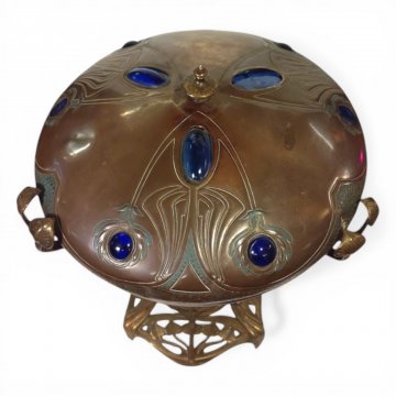 Tischlampe Kupfer, Petrostil elektrifiziert, Haube mit Steineinlagen Ø28, 1-flg. E27, H40