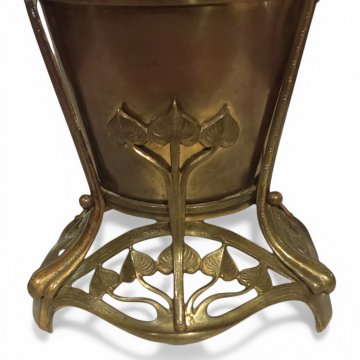 Tischlampe Kupfer, Petrostil elektrifiziert, Haube mit Steineinlagen Ø28, 1-flg. E27, H40