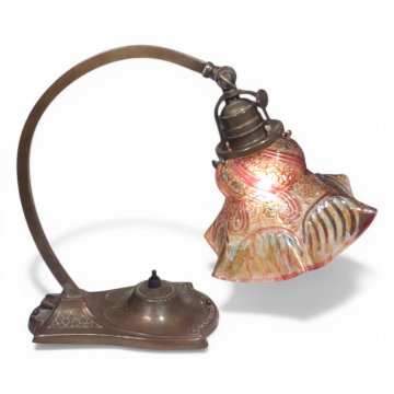 Tischlampe, Bronze, Jugendstil, Bogen,1-flg.E27, floraler Glasschirm, Keramikschalter, H26