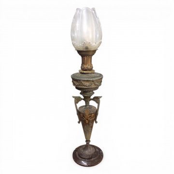 Tischlampe, JHW, Petrostil, Vase Bronze, Messingverzierung, geätzter Glasschirm, 1-flg. E27, max. 60W, H72