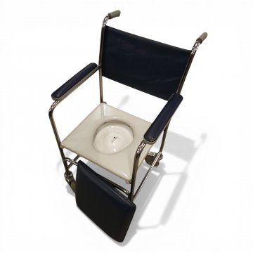 Rollstuhl TENTE ART, Chromgestell, Kunstlederbezug blau, Handgriffe, Sitzkissen abnehmbar mit Emaillepfanne