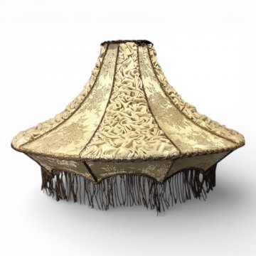 Lampenschirm Kegelform, cremef. Damast/ gesmogte Seide, zerschlissen, Goldborte, ø47, h 25cm