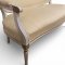 Sofa Louis XVI heller Damast, offene Armlehnen, Gestell weiss/gold, 2-sitzig, +1kl. KISSEN 140x58x90cm, 01/87, 05/101